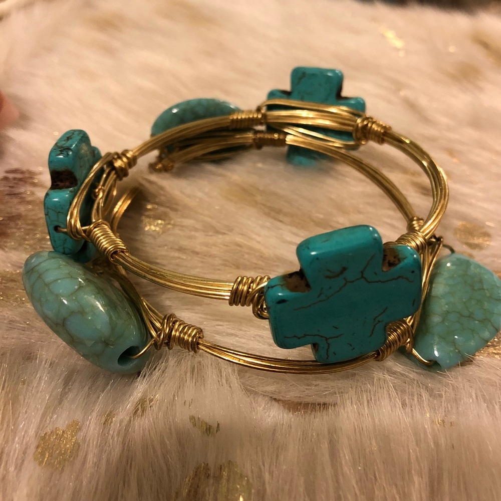 Turquoise and gold bangle bracelets. Set of 2.